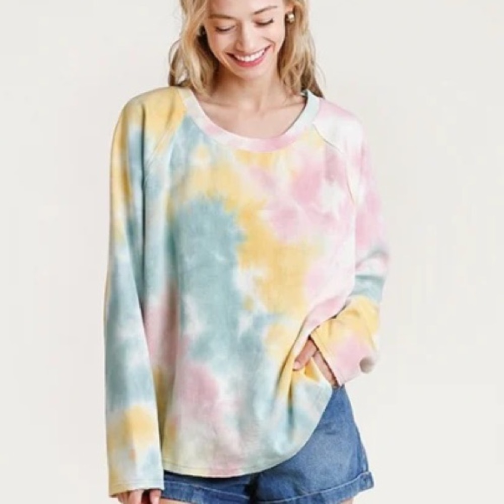 NWT Umgee Tie Dye Long Raglan Sleeve Raw Edged Hem Top - Sweeten the Mix Top
